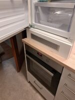 Küche mit Backofen