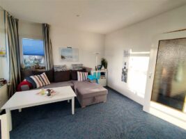 Wohnbereich mit Schlafcouch