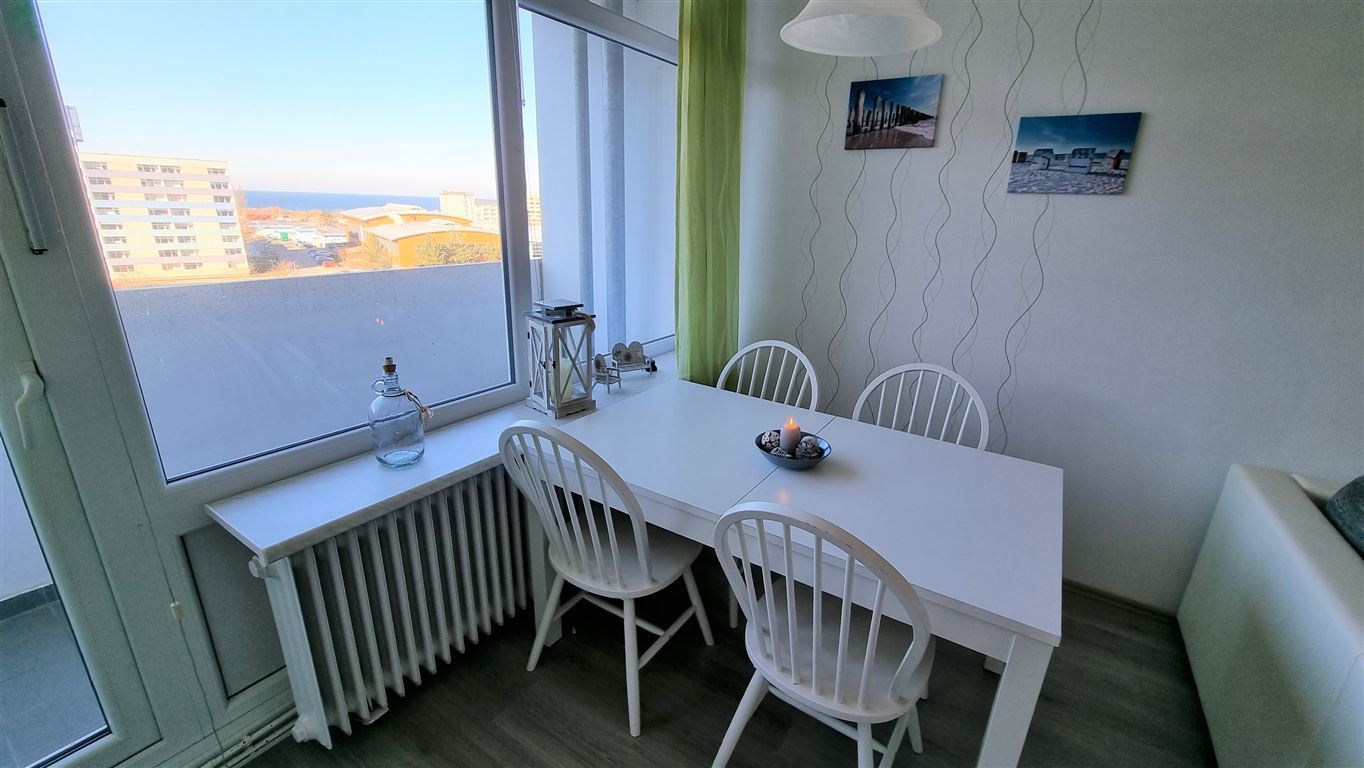 Essbereich mit Aussicht