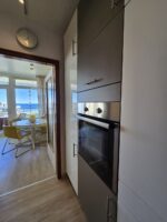 Voll ausgestattte Küche